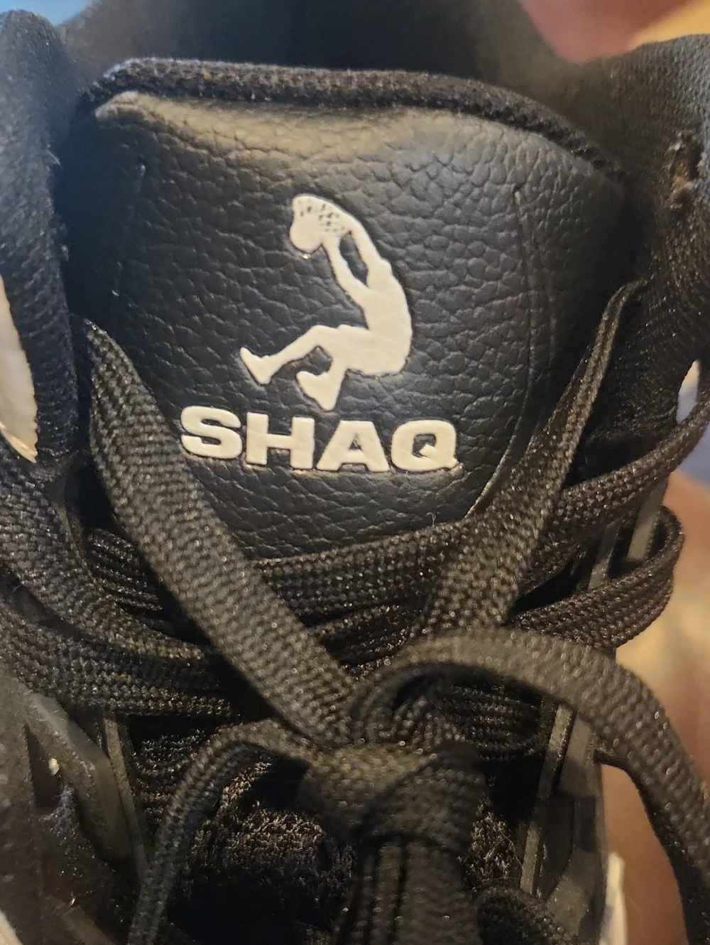 Shaq Devastator 2.0 Basketball Sneakers (10.5)